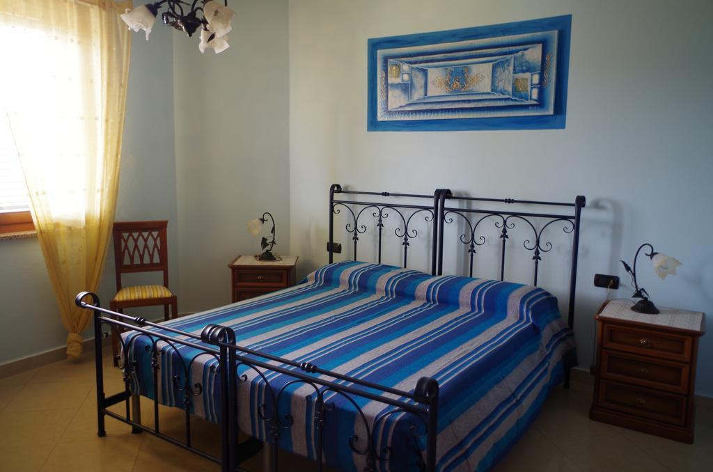 B&B La Pineta Sant'Antìoco Eksteriør billede