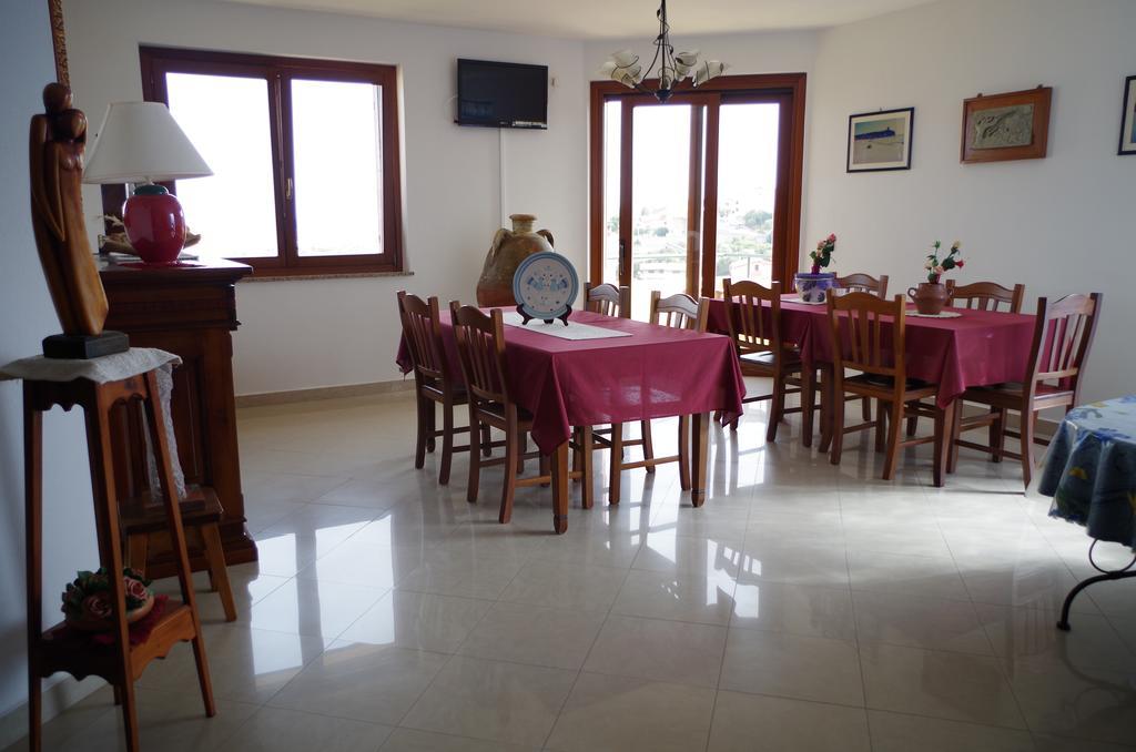 B&B La Pineta Sant'Antìoco Eksteriør billede